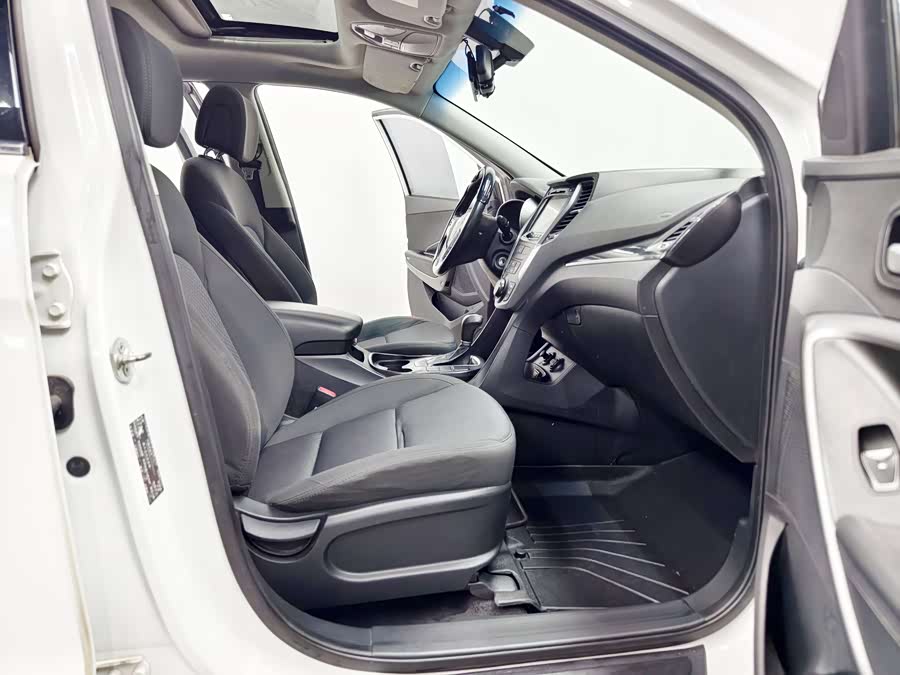 Hyundai Santa Fe 2013 #15 Hyundai Santa Fe 2013 car image #15