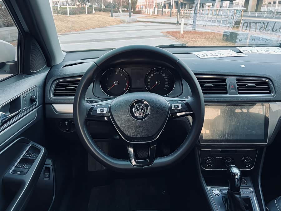 Volkswagen Lavida 2017 immagine di auto #15