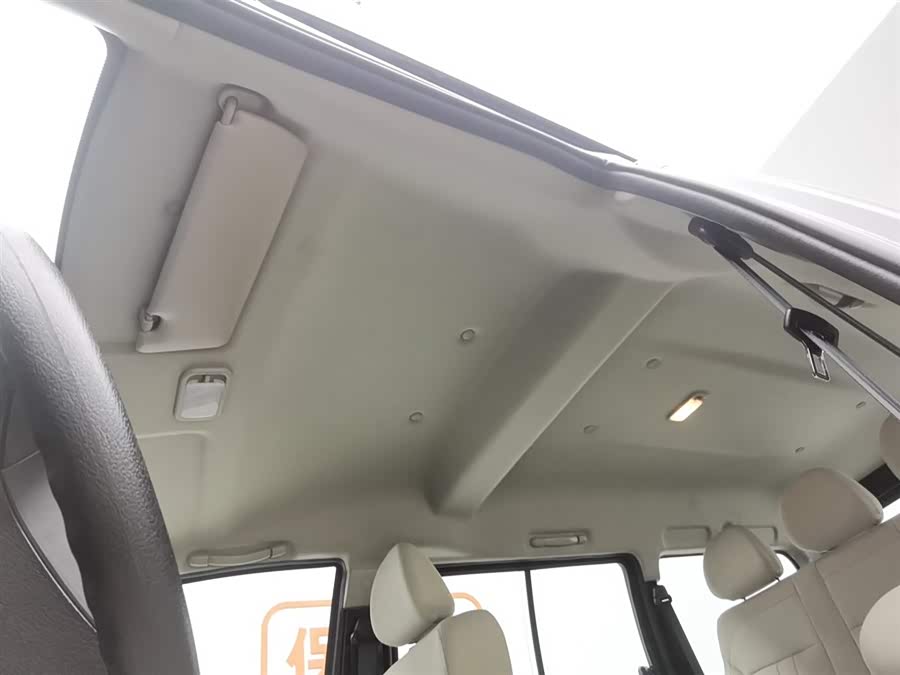 Forthing Lingzhi 2025 #15 Forthing Lingzhi 2025 car image #15