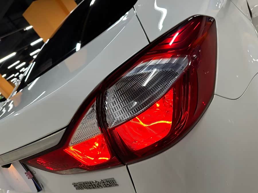 起亚 嘉华 2025 汽车图片 #15