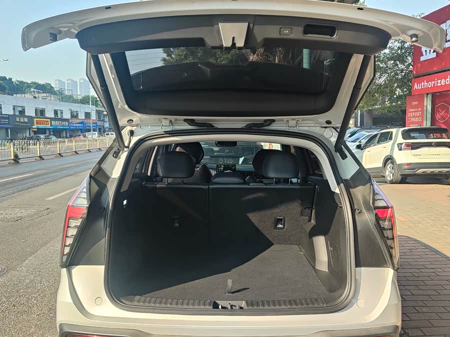 GEELY Boyue L 2024 car image #15