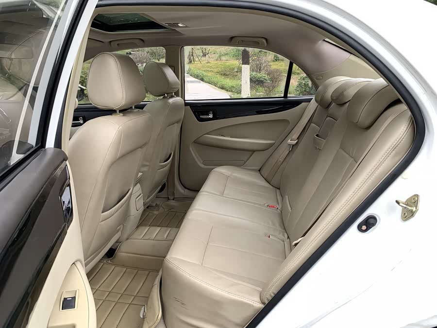 GEELY GC7 2013 #15 GEELY GC7 2013 car image #15