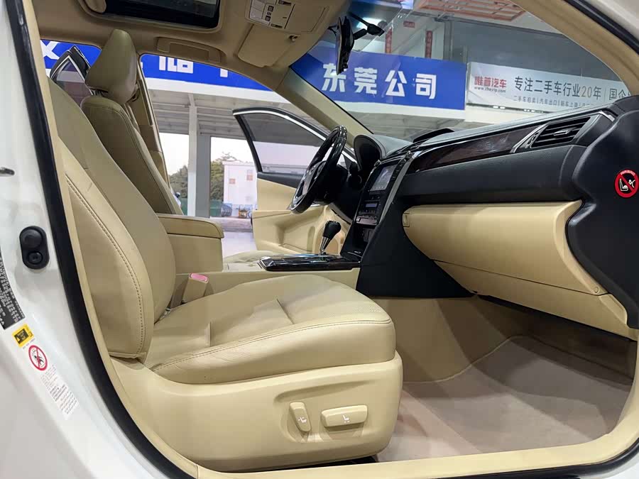 Toyota Camry 2015 #15 Toyota Camry 2015 car image #15