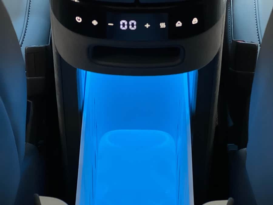 Zeekr MIX 2024 image de voiture #15