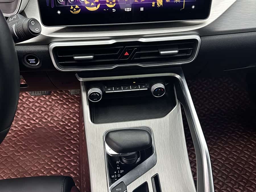 GEELY Coolray 2022 car image #15