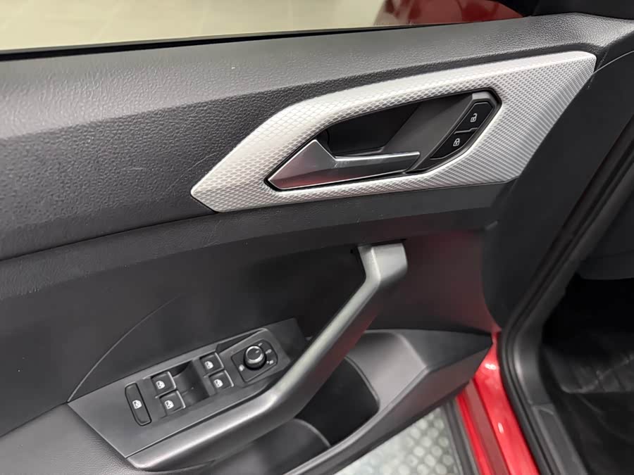 Volkswagen Tacqua 2021 car image #15