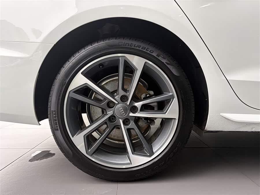 Audi A4L 2020 immagine di auto #15