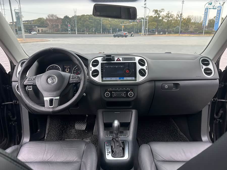 Volkswagen Tiguan 2013 #15 Volkswagen Tiguan 2013 car image #15