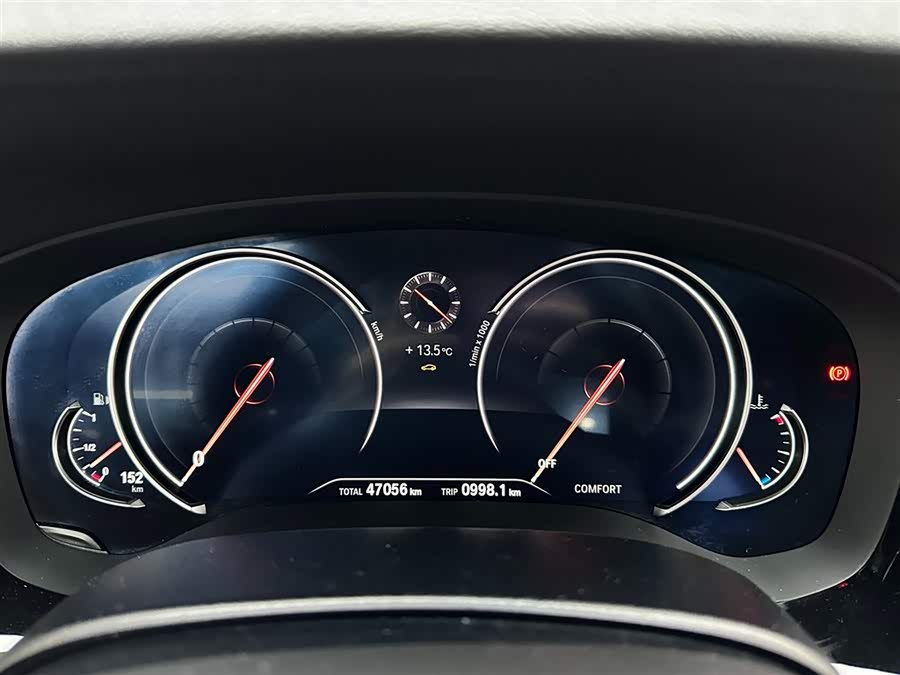 BMW 5 Series 2018 car image #15