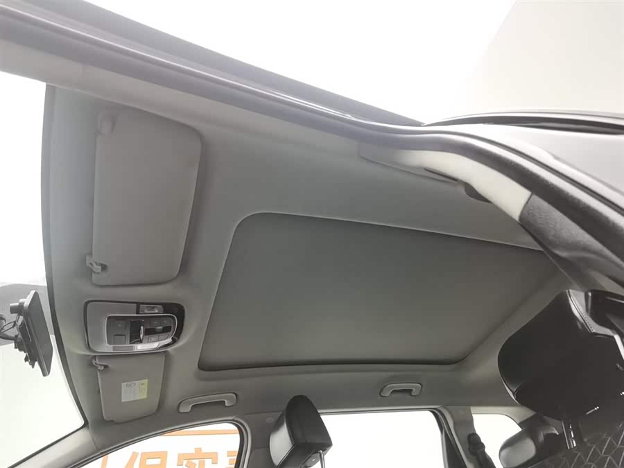 Hyundai Santa Fe 2019 car image #15