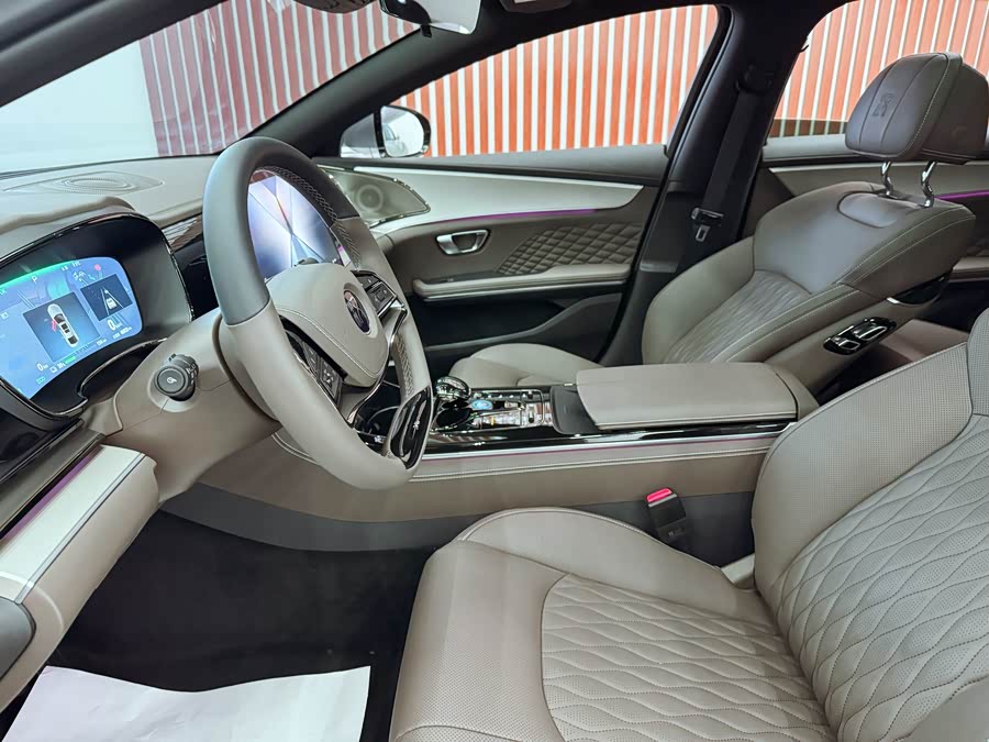 BYD Han 2024 car image #15