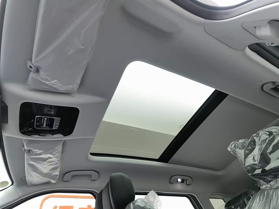 Chery Exploration 06 C-DM 2025 #15 Chery Exploration 06 C-DM 2025 car image #15