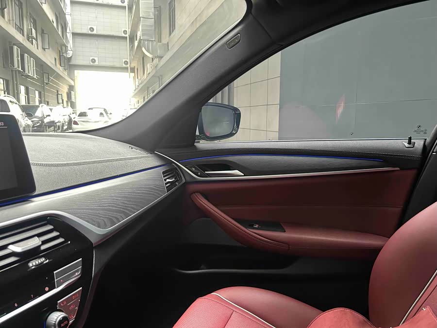 BMW 5 Series 2022 car image #15