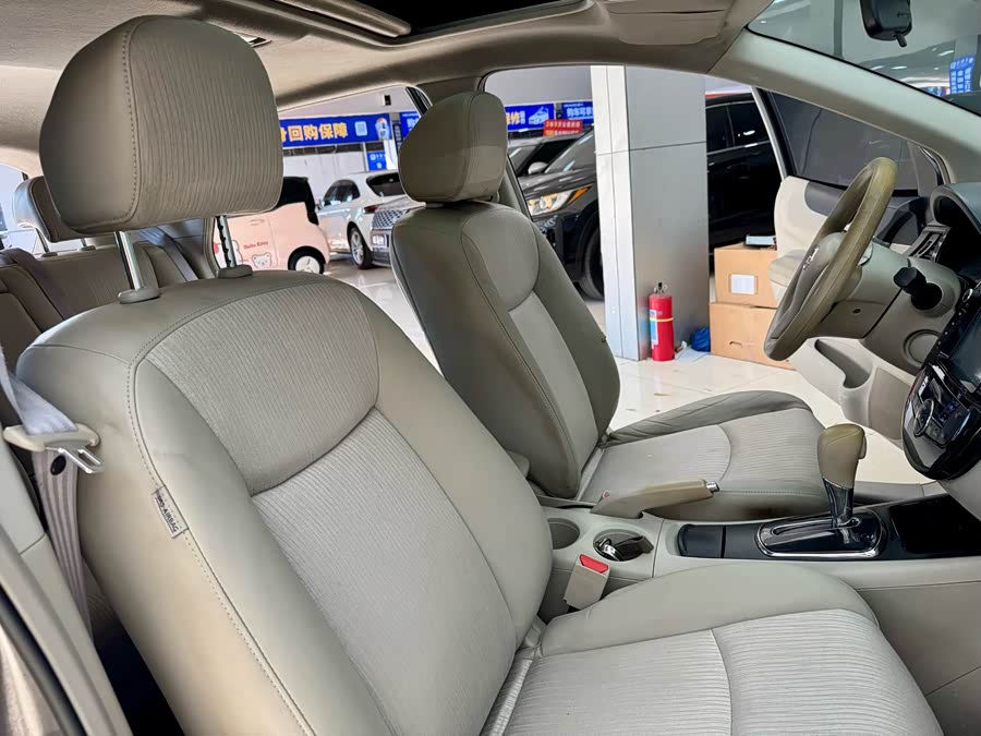 日产 骐达TIIDA 2012 汽车图片 #15