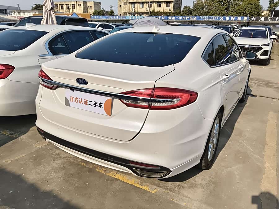 Ford Mondeo 2017 car image #15