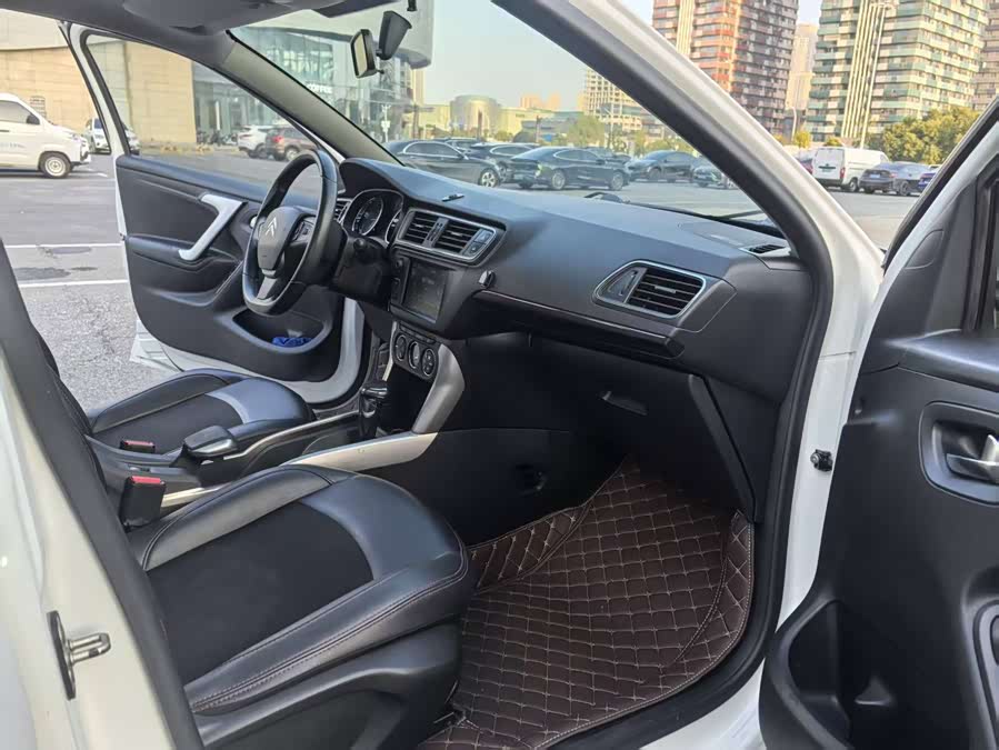 Citroen C3-XR 2017 car image #15