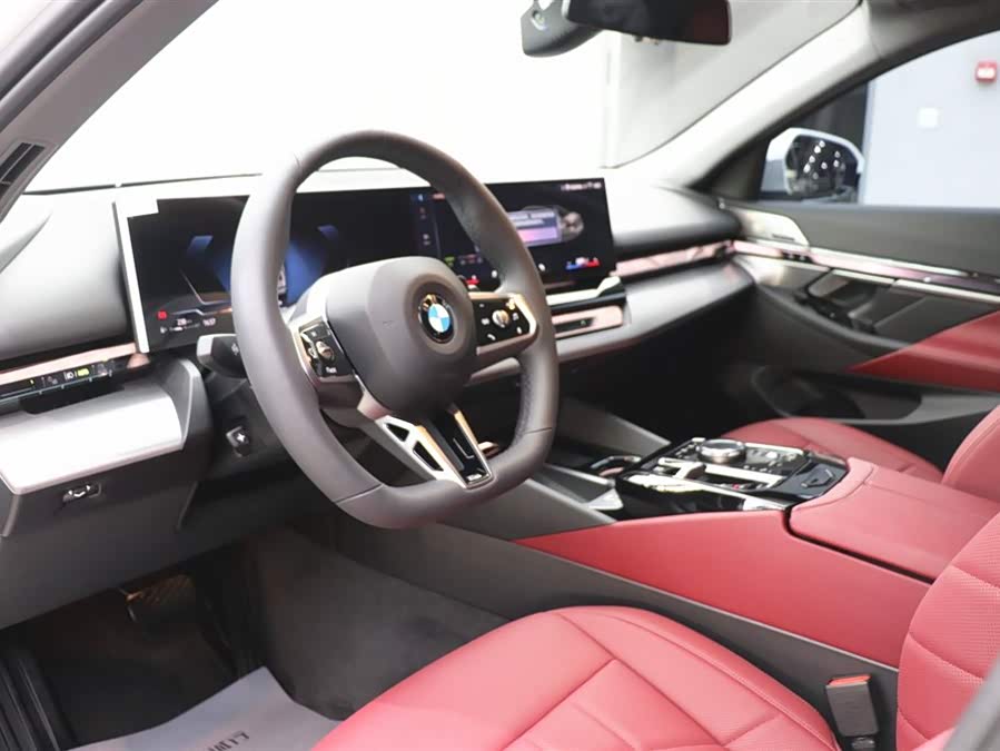 BMW 5 Series 2025 car image #15