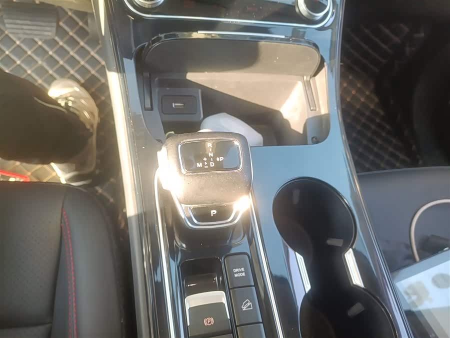 Forthing T5 EVO 2021 car image #15