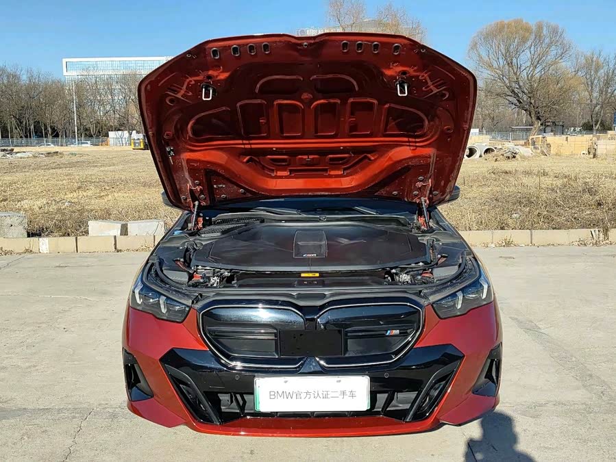 BMW i5 M60 2024 car image #15