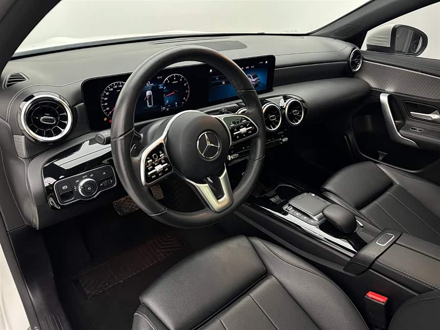 Mercedes-Benz A Class 2021 car image #15