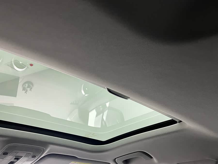 Audi Q2L 2023 car image #15