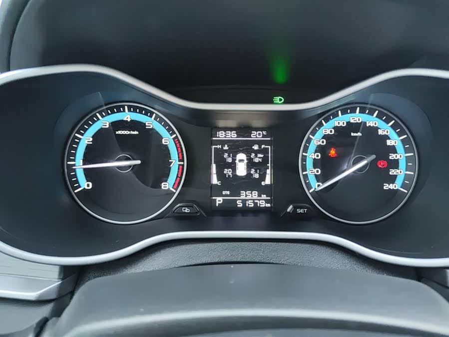 GEELY Emgrand 2021 car image #15