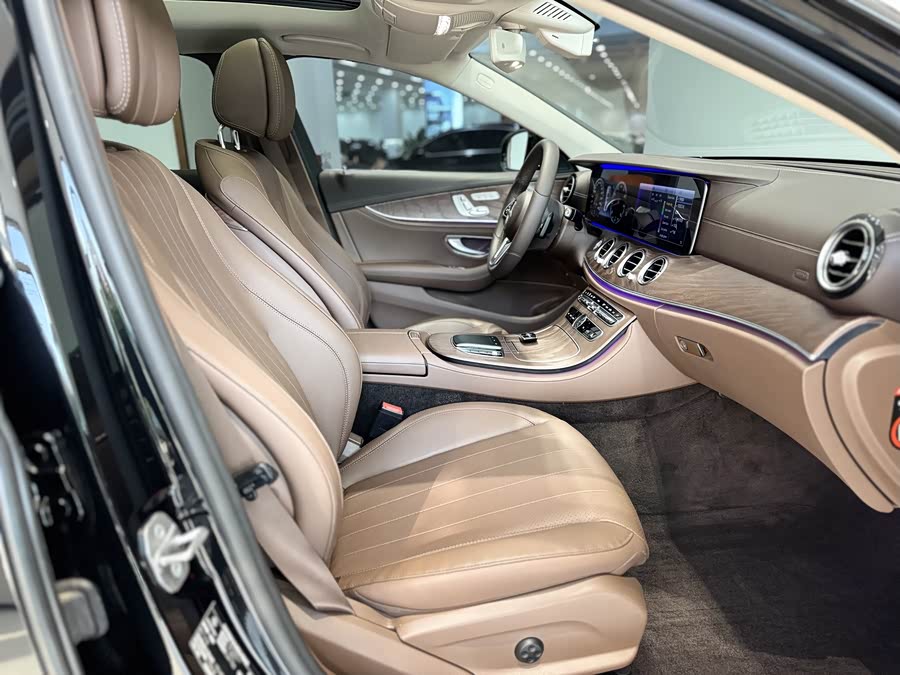 Mercedes-Benz E Class 2020 car image #15