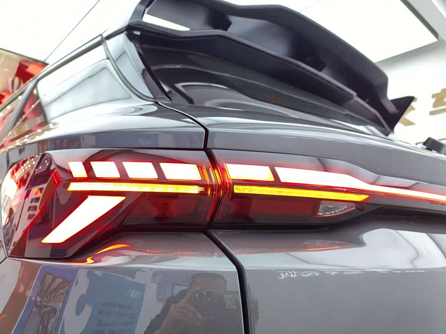 GEELY Coolray 2019 #15 GEELY Coolray 2019 car image #15