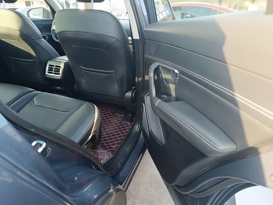 BYD Song Pro 2019 #15 BYD Song Pro 2019 car image #15