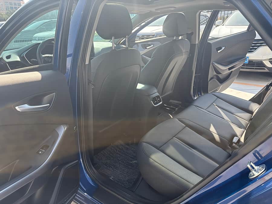 Hyundai Lafesta 2021 #15 Hyundai Lafesta 2021 car image #15