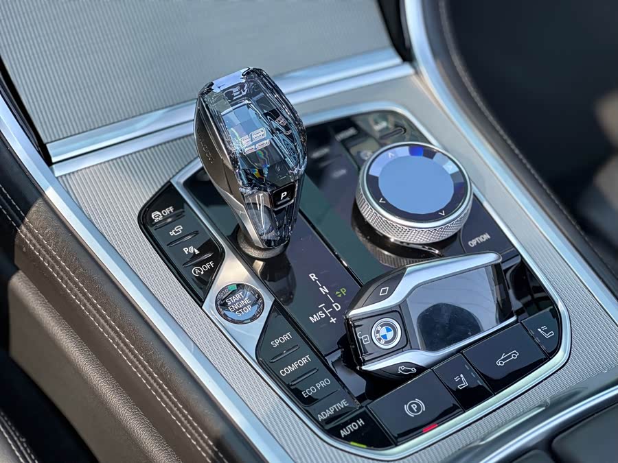 BMW 8 Series 2020 #15 BMW 8 Series 2020 car image #15