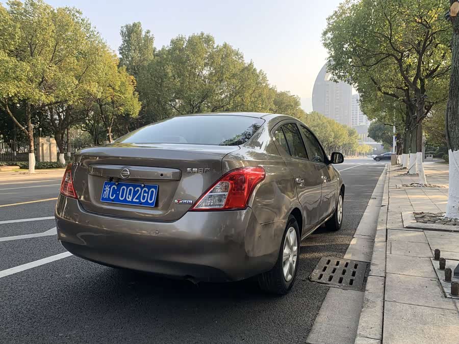 Nissan Sunny 2013 immagine di auto #15