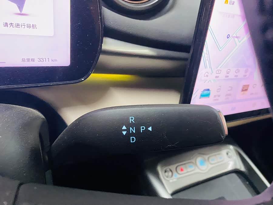 BYD Dolphin 2025 car image #15