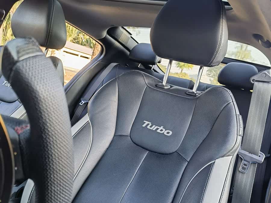 Hyundai Veloster 2015 car image #15