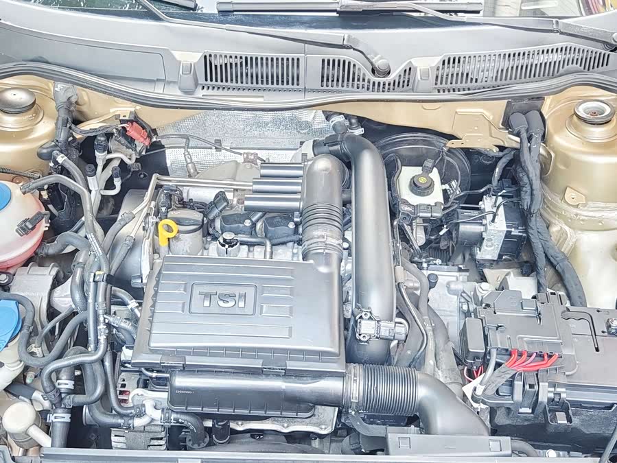 Volkswagen Lavida 2014 car image #15