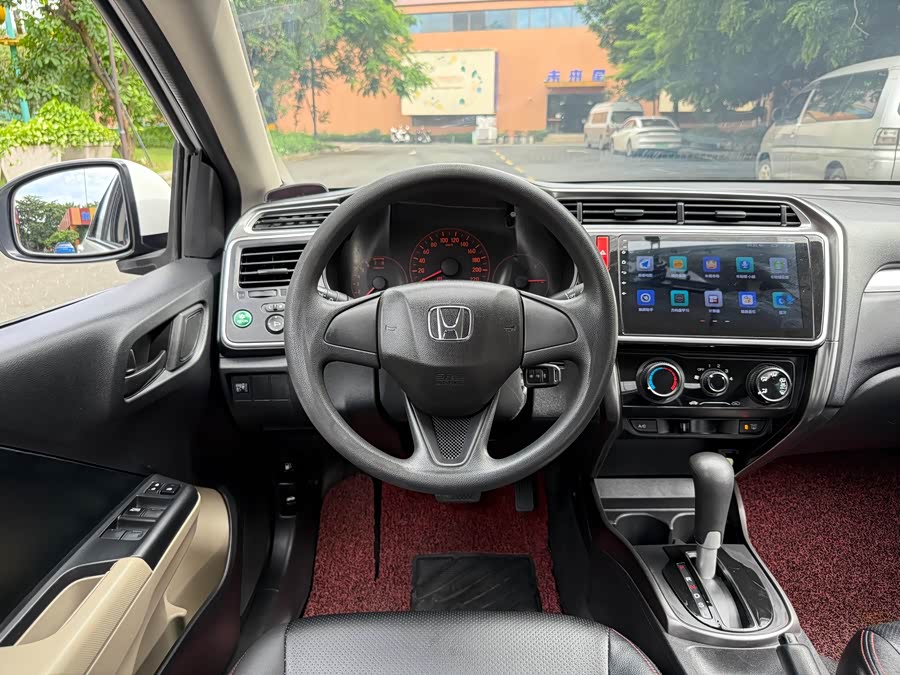 Honda Greiz 2018 car image #15