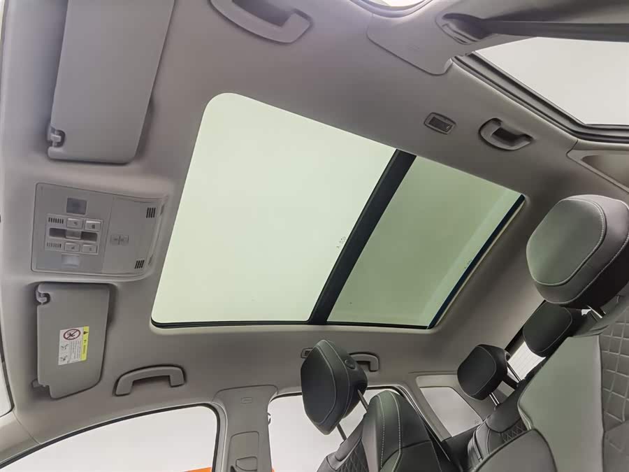 Skoda Karoq 2018 изображение автомобиля #15