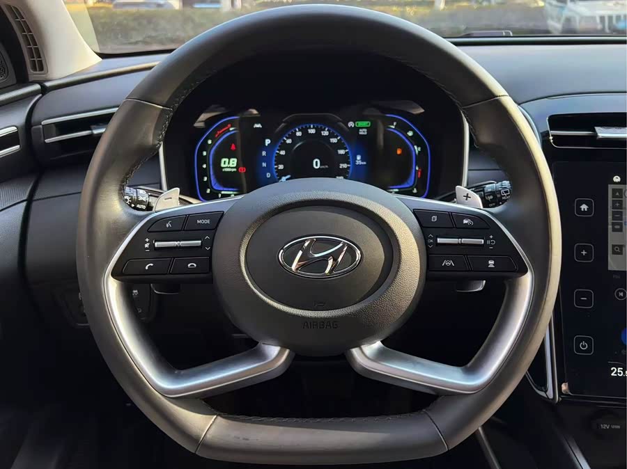 Hyundai Tucson 2022 car image #15
