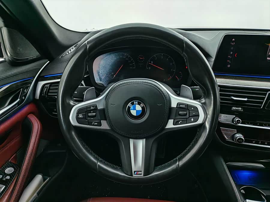 BMW 5 Series 2019 #15 BMW 5 Series 2019 car image #15