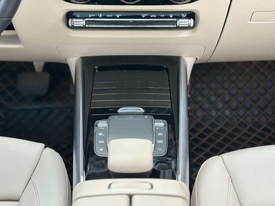 Mercedes-Benz EQA Class 2022 #15 Mercedes-Benz EQA Class 2022 immagine di auto #15