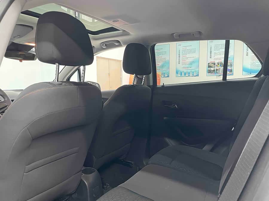 Chevrolet Tracker 2016 car image #15