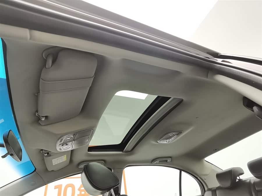 GEELY Emgrand 2016 car image #15
