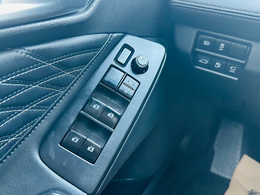 Toyota Avalon 2021 car image #15