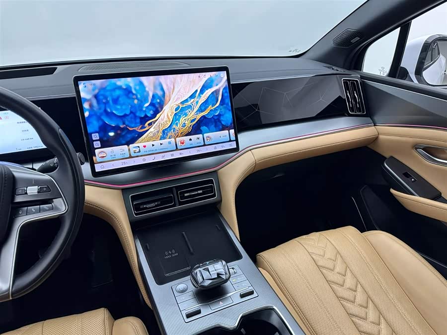 BYD SongL DM-i 2024 car image #15