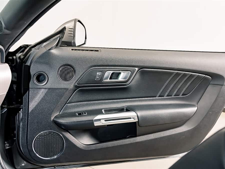 Ford Mustang 2023 car image #15