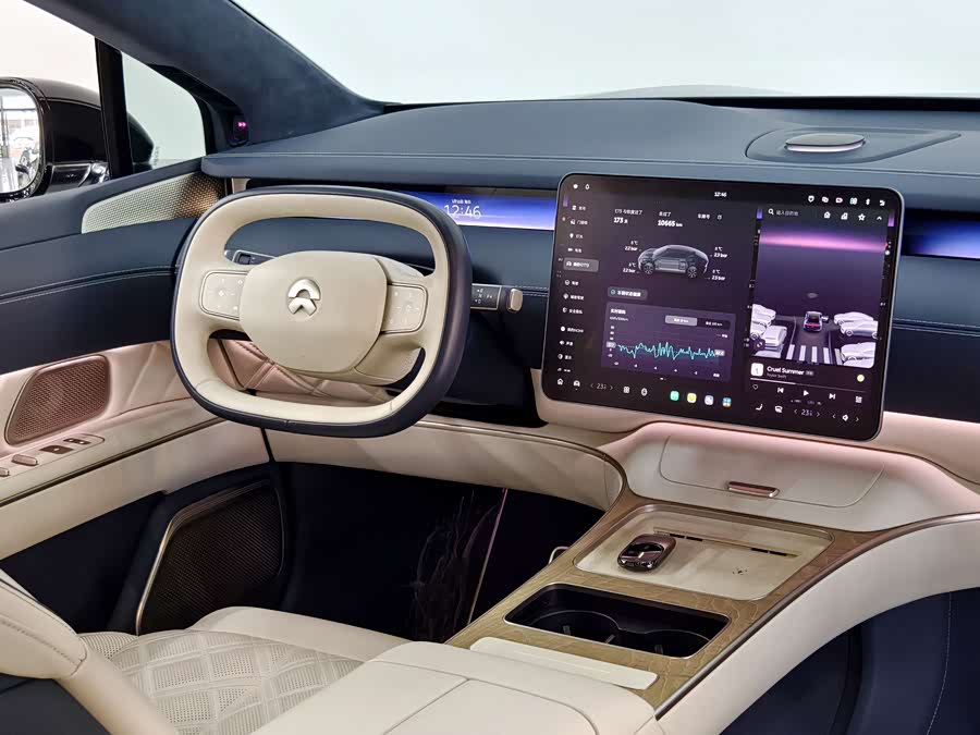 蔚来 蔚来ET9 2025 汽车图片 #15