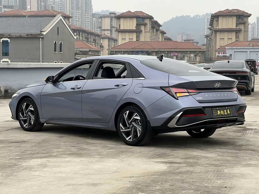 Hyundai Elantra 2023 #15 Hyundai Elantra 2023 immagine di auto #15