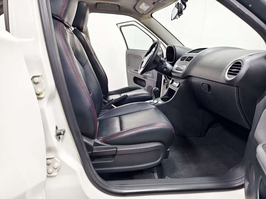 MG 3 2015 car image #15