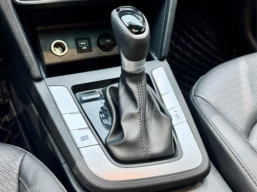 Hyundai Elantra AD 2020 car image #15