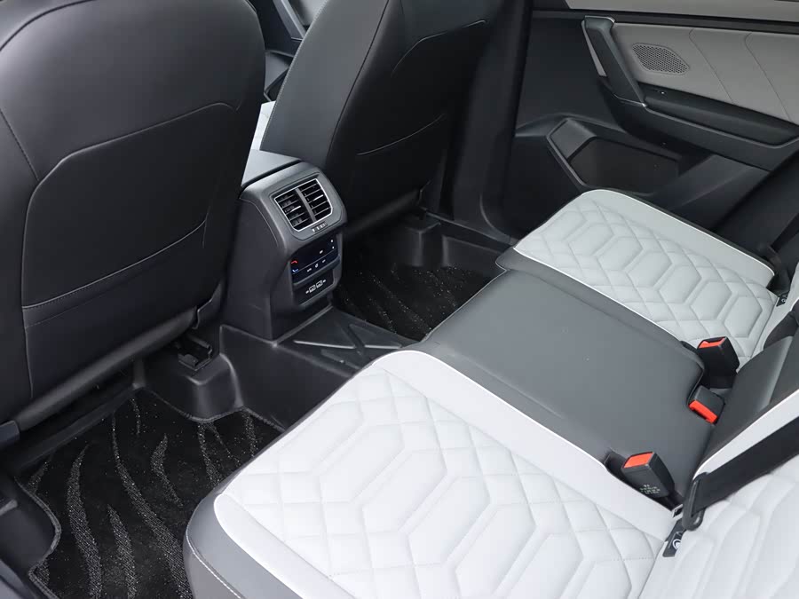 Volkswagen Tayron 2025 #15 Volkswagen Tayron 2025 immagine di auto #15